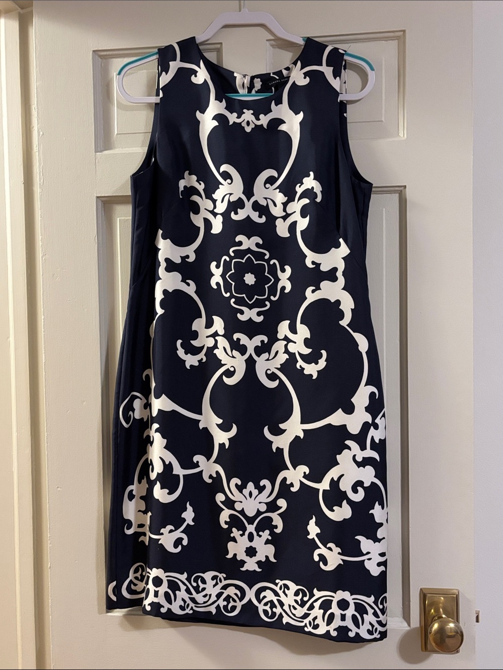 Banana Republic Navy and White Sleeveless Printed Shift Dress